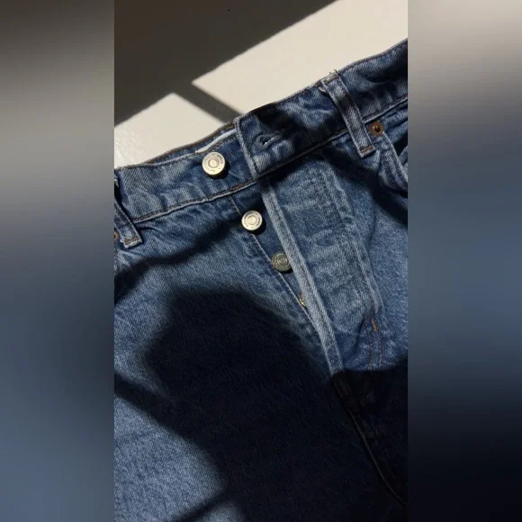 Classic Blue Women's Petite Jeans - Picture 6 of 8